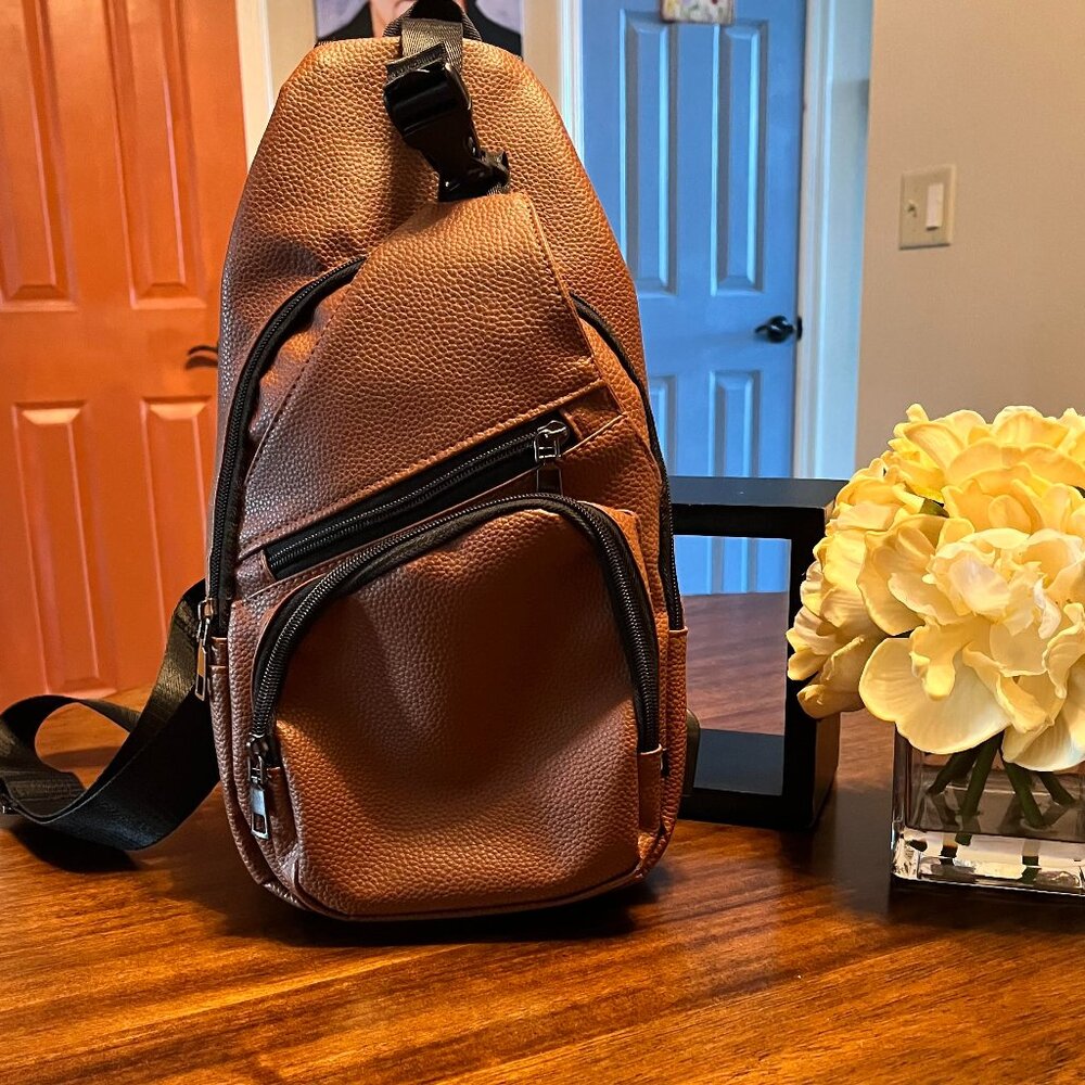 Milan USB Charging Connector Port Anti-Theft Daypack Crossbody Sling Backpack